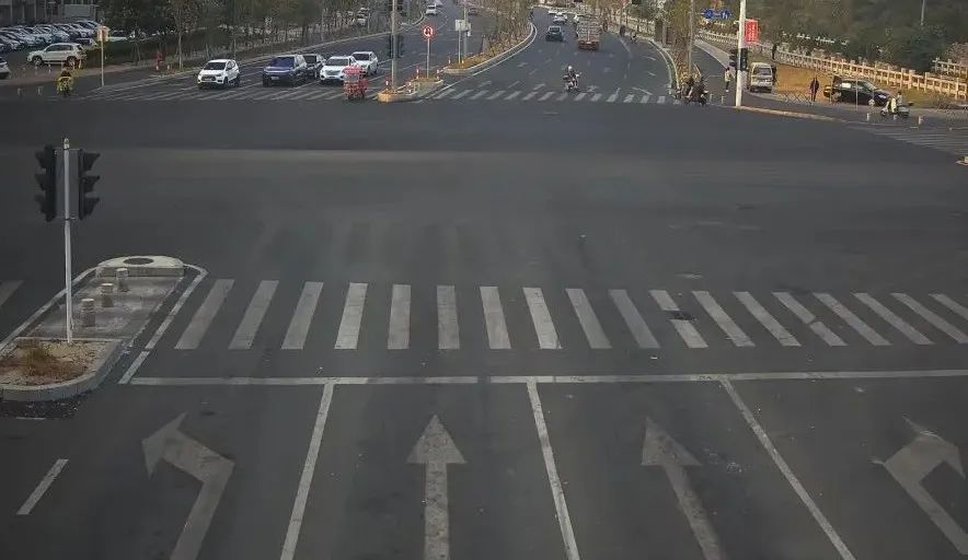 1月13日起 鲤城昌盛大路与笋江路穿插路口启用抓拍