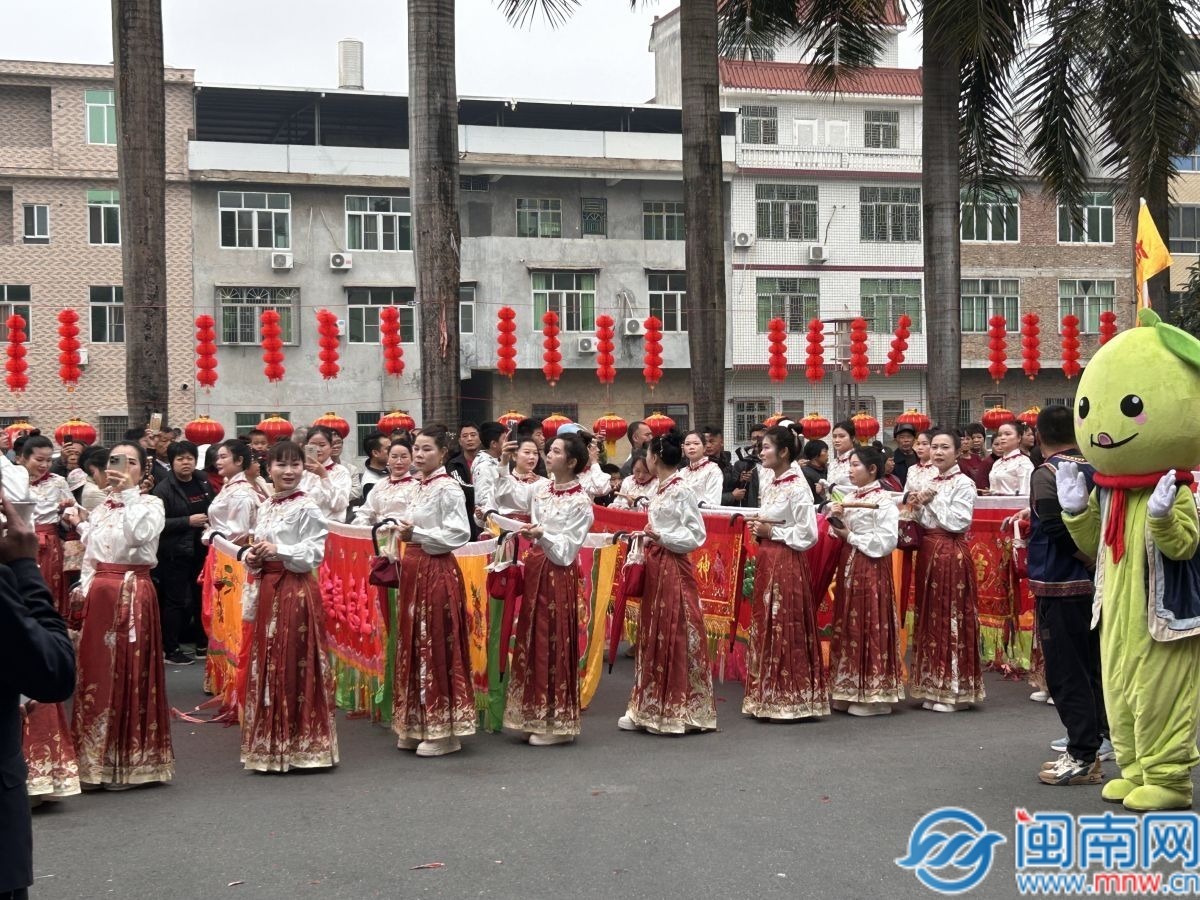 平缓大溪：客家文明与风俗活动的完美磕碰