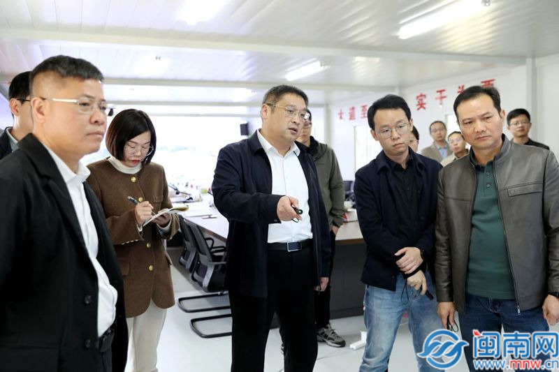 漳州台商投资区党工委书记深化龙池大型工业综合体项目指挥部调研
