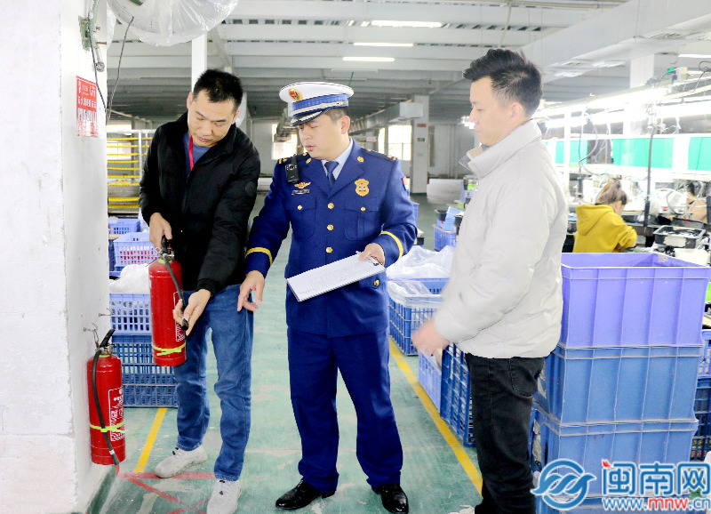 诏安县消防救援大队上门“体检” 助力企业复工复产