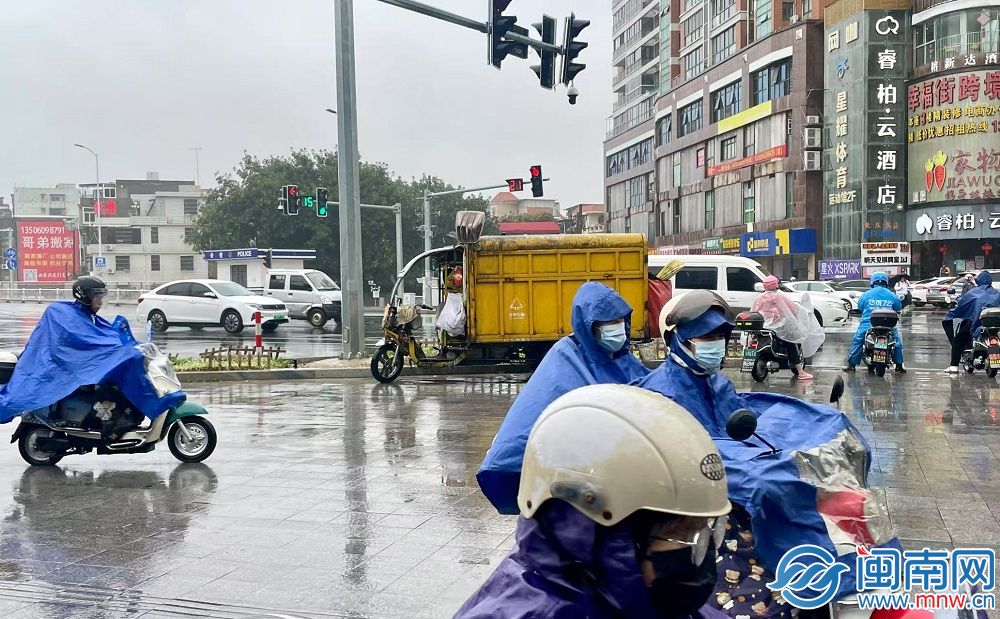 【民声有约】环卫车占道作业怎么解题？泉州市政协委员点问题提主张