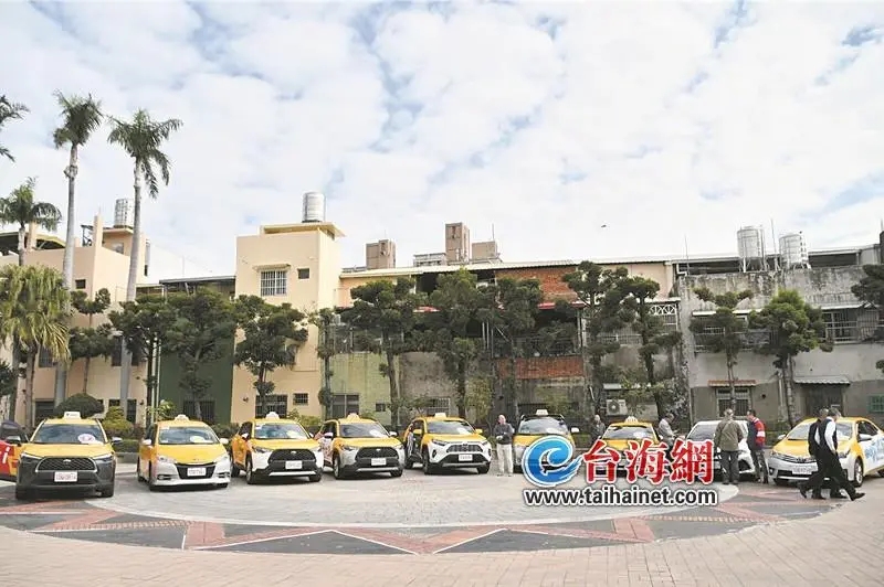 离谱！台的哥保安被逼受训备战