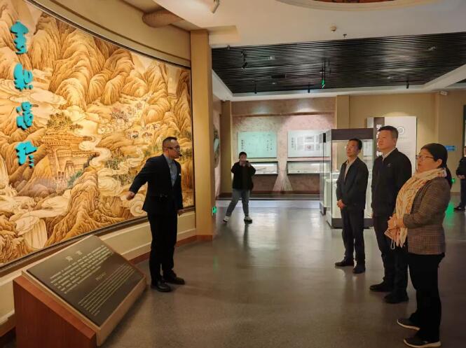 泉州市文物保护中心（泉州市博物馆）与麦积区博物馆展开交流活动