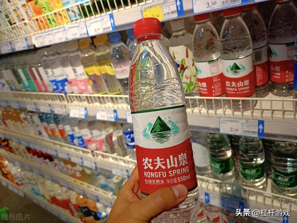 4年来最差！农民山泉年报里的“风险信号”