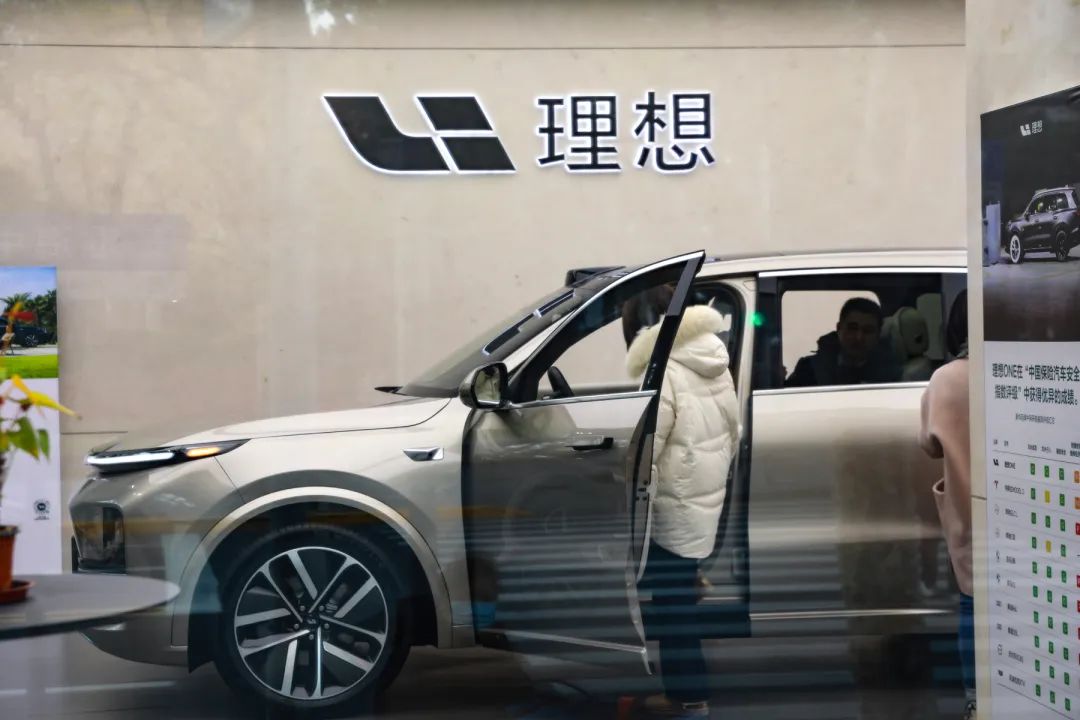 李想的压力：赢利下滑超三成，抱负轿车怎么守擂？