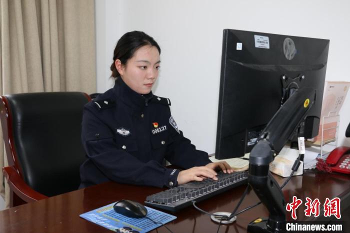 “95后”女刑警戴梦晗：从内勤到外勤的“她”力气