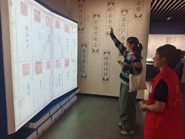广西：文明场馆里童趣十足