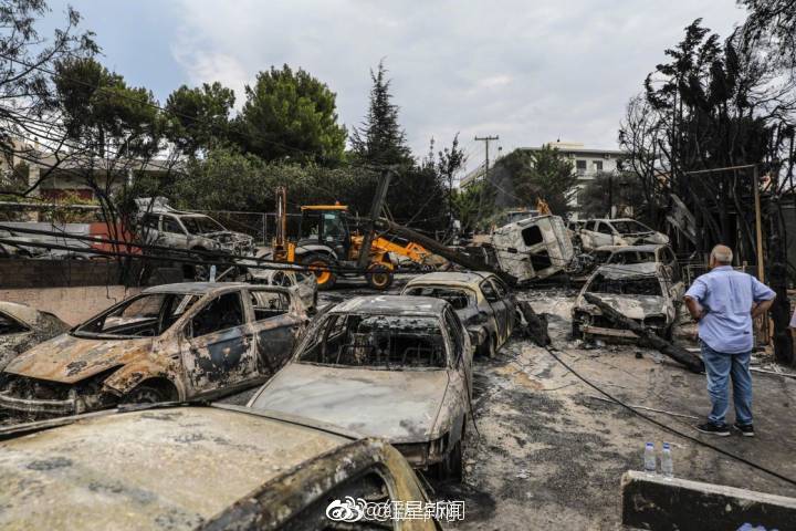 丝路纽带“扩容” 乌鲁木齐国际航空纽带“含金量”凸显
