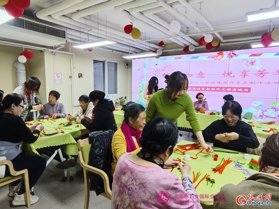 Happy Valley Community fosters vibrant, inclusive neighborhood Happy Valley Community fosters vibrant, inclusive neighborhood