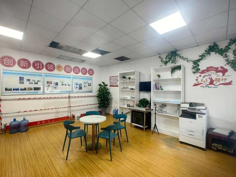 宁马城际建造一线  有个培育青年的劳模工作室