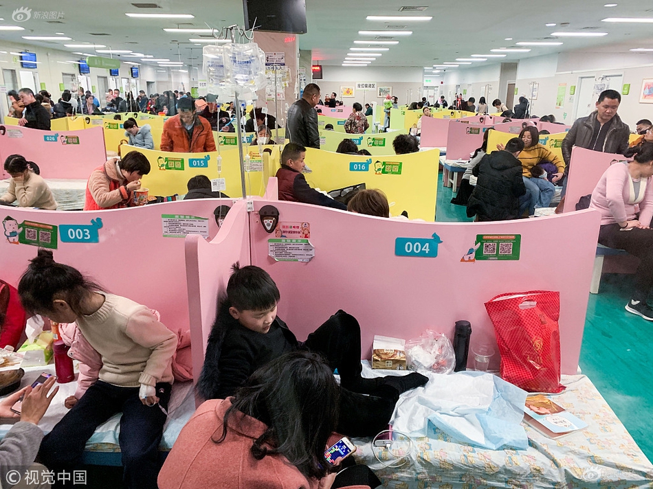 第41次南极调查在南极冰盖获取完好冰川内部温度剖面