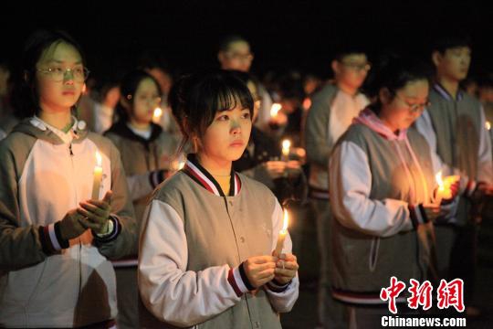 【黑料不打烊tttzzz最新地址】收拾：特朗普曩昔24小时都忙了什么？（2025