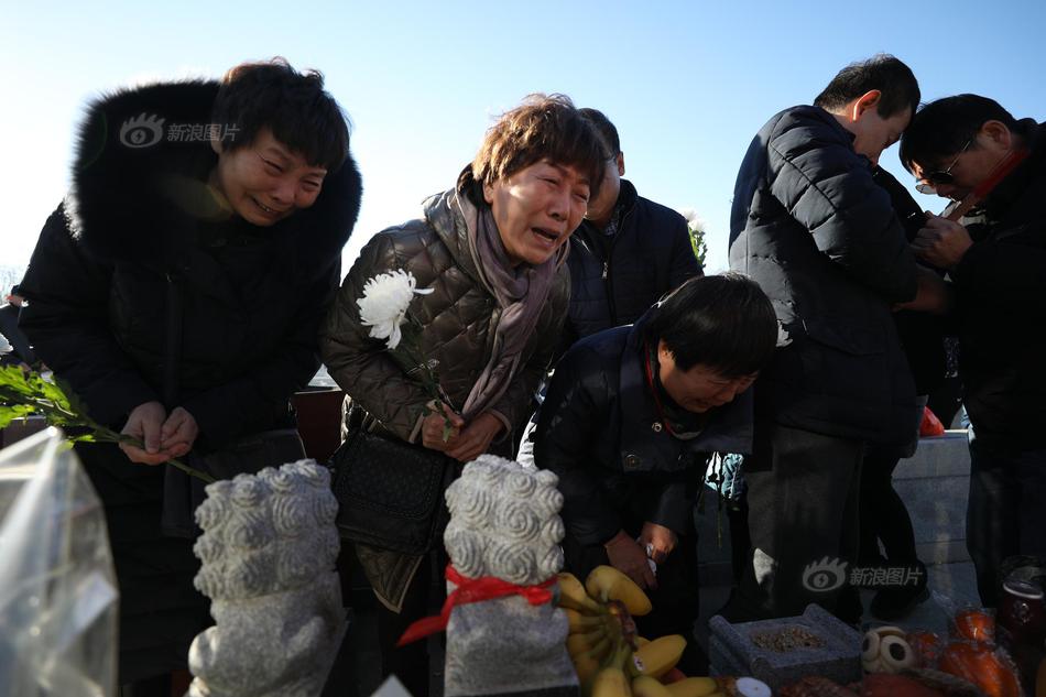 【黑瓜网-每日大赛反差】固态电池有望成为人形机器人“力量之源”