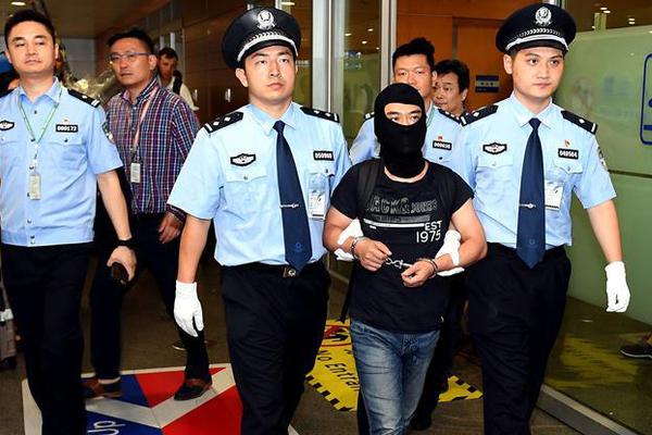 伊朗外长: 下一轮伊美核问题商洽将于26日举办