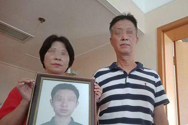 投AI扩产能谋出海 多家车企抢位智驾