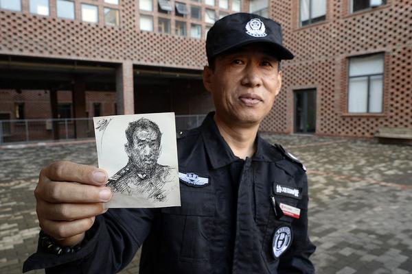 金正恩辅导朝鲜人民军特战部队归纳练习