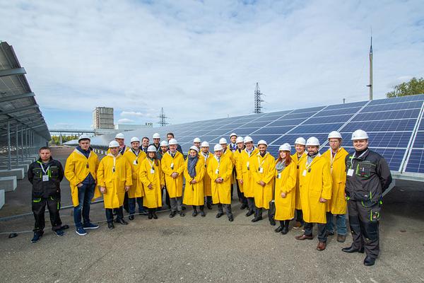 【718.st吃瓜网站】新政策加力扩围轿车消费市场生机开释