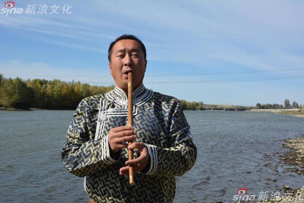 以军称伊朗导弹突击致海法炼油厂受损