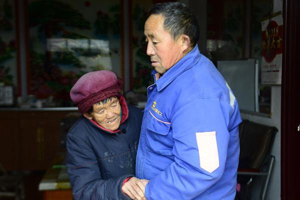 【51在线吃瓜黑料观看】2025清明档档期票房破3亿元
