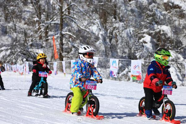 期货职业加快拥抱AI 职业首个工业套保大模型落地使用