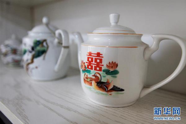 【国产热门事件黑料吃瓜视频】路过的蚂蚁也要称赞是什么梗