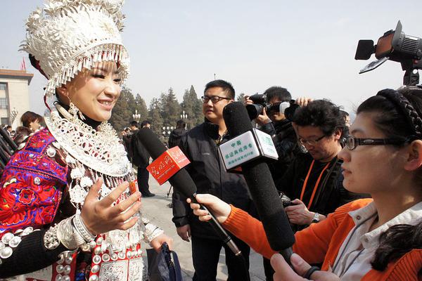 白天鹅、红头潜鸭、灰雁……留鸟迁徙进行时