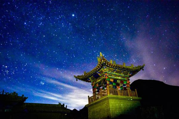 “天上飞的+地下跑的”省心省劲又省力 才智农业装备成为春耕生产“加速器”
