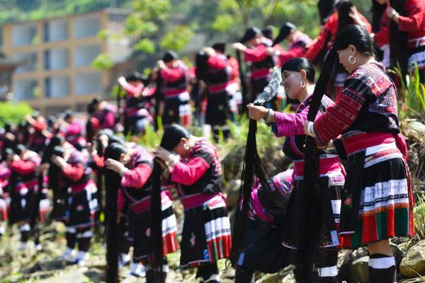 中国人民银行上海总部：上海一季度信贷运转平稳局面 继续稳固提高付出便当化