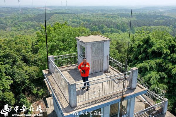 美国参议院投票承认琳达·麦克马洪出任教育部部长