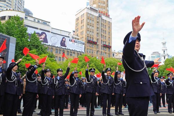 【吃瓜在线播放】华为、宇树科技、灵伴科技等将携新款智能手机、人形机器人等产品亮相消博会