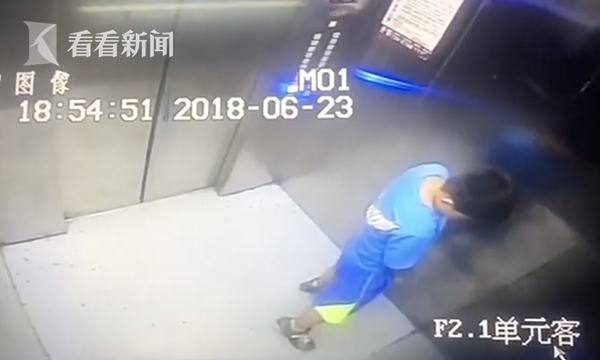 【918吃瓜黑料网入口在线看免费】青岛港接卸今年首艘甲醇动力船