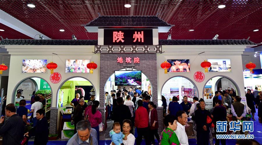 【黑料不打烊 怀旧版】快手营收赢利双增加 AI商业化打造增加新引擎