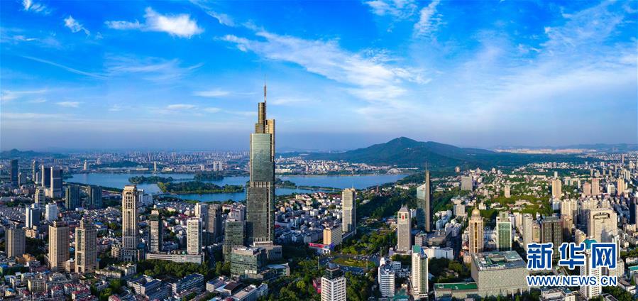 【杨晨晨吃瓜黑料】大学主持词开场白