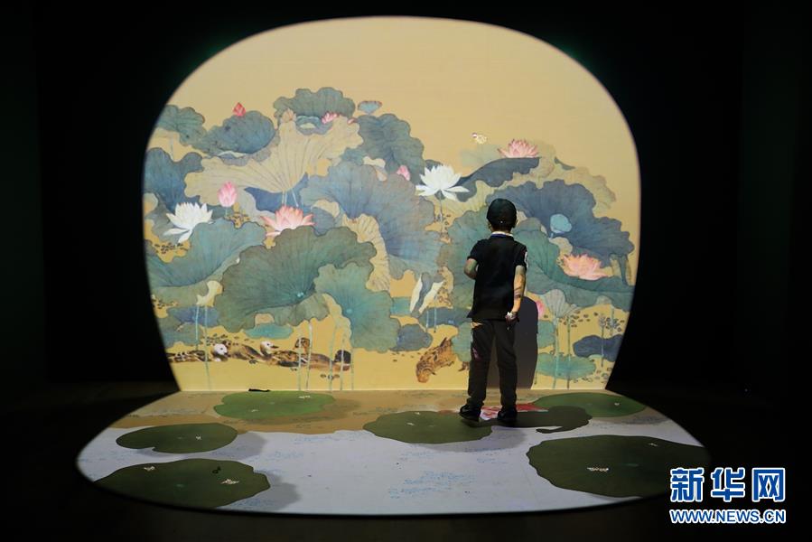110件精品露脸 我国能手艺展开幕
