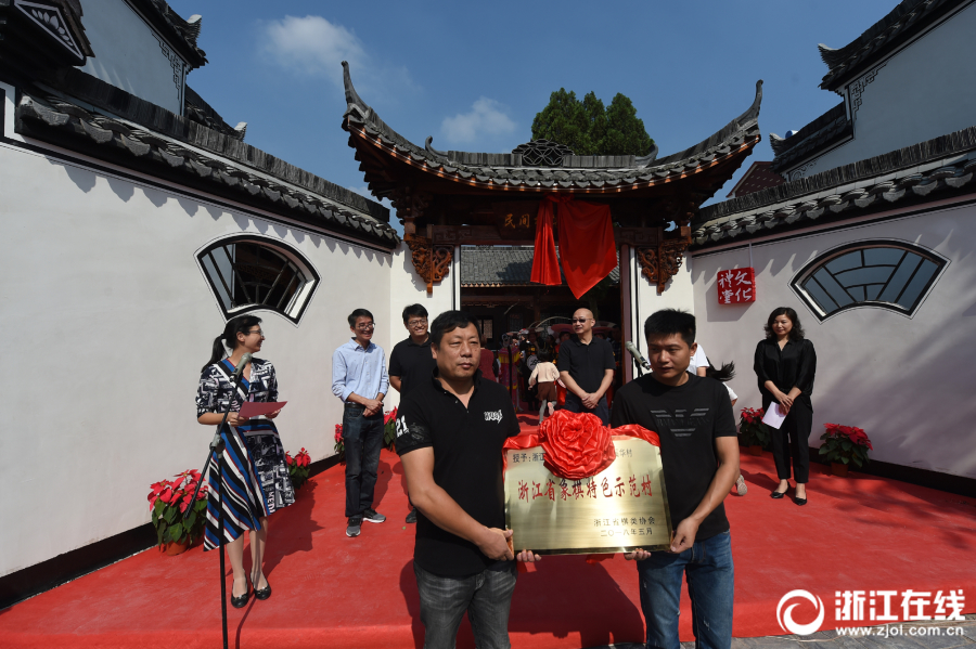 小米YU7预定火爆 A股“小伙伴”齐涨（附名单）