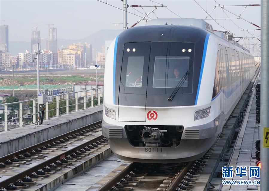 广汽集团3月汽车销量17.39万辆 环比增加76.2%