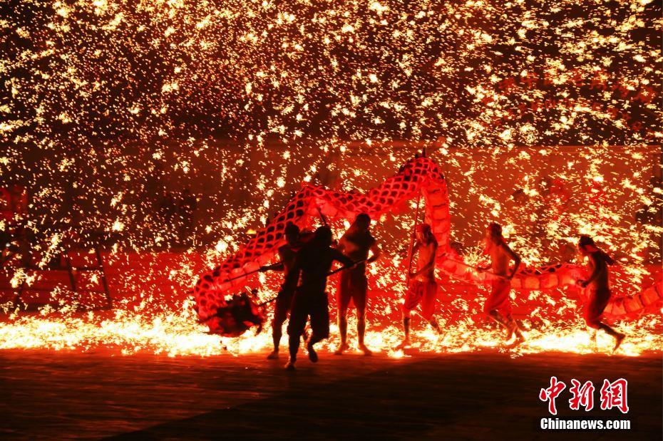 【黑料不打烊吃瓜爆料反差婊】泉州开发区展开高温慰劳活动